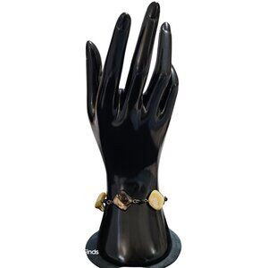 Handcrafted Shell & Glass Bead Bracelet With Lobster Clasp‎